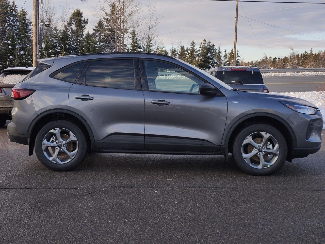 2026 Ford Escape ST-Line AWD Photo3