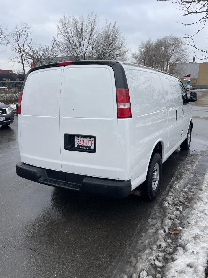 2016 Chevrolet Express Cargo Van NO WINDOWS ALL AROUND Photo
