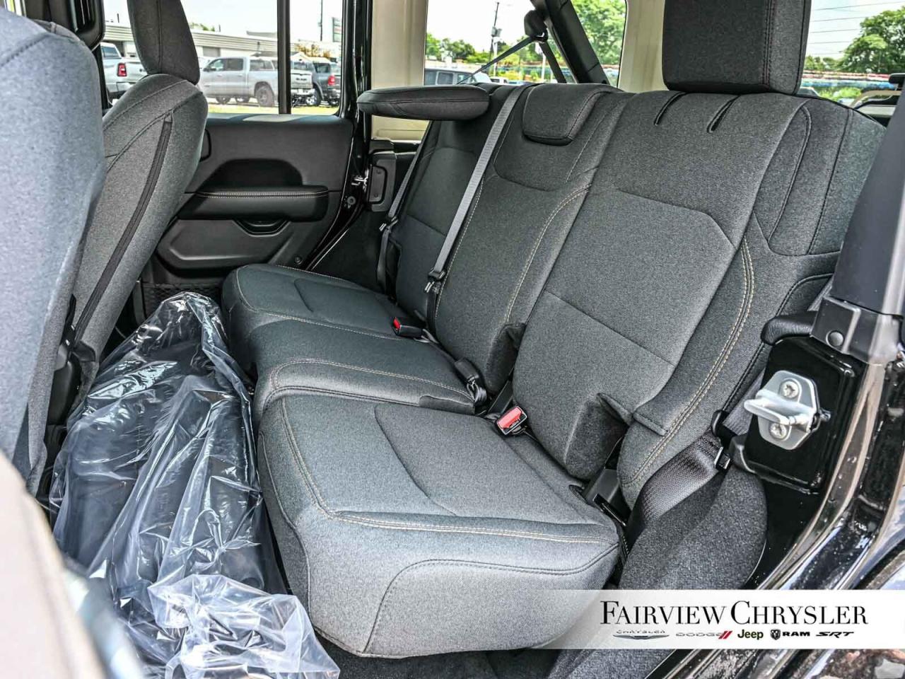 2025 Jeep Wrangler Sahara BLIND SPOT   3.6L V6   TRAILER TOW   CARPLA Photo