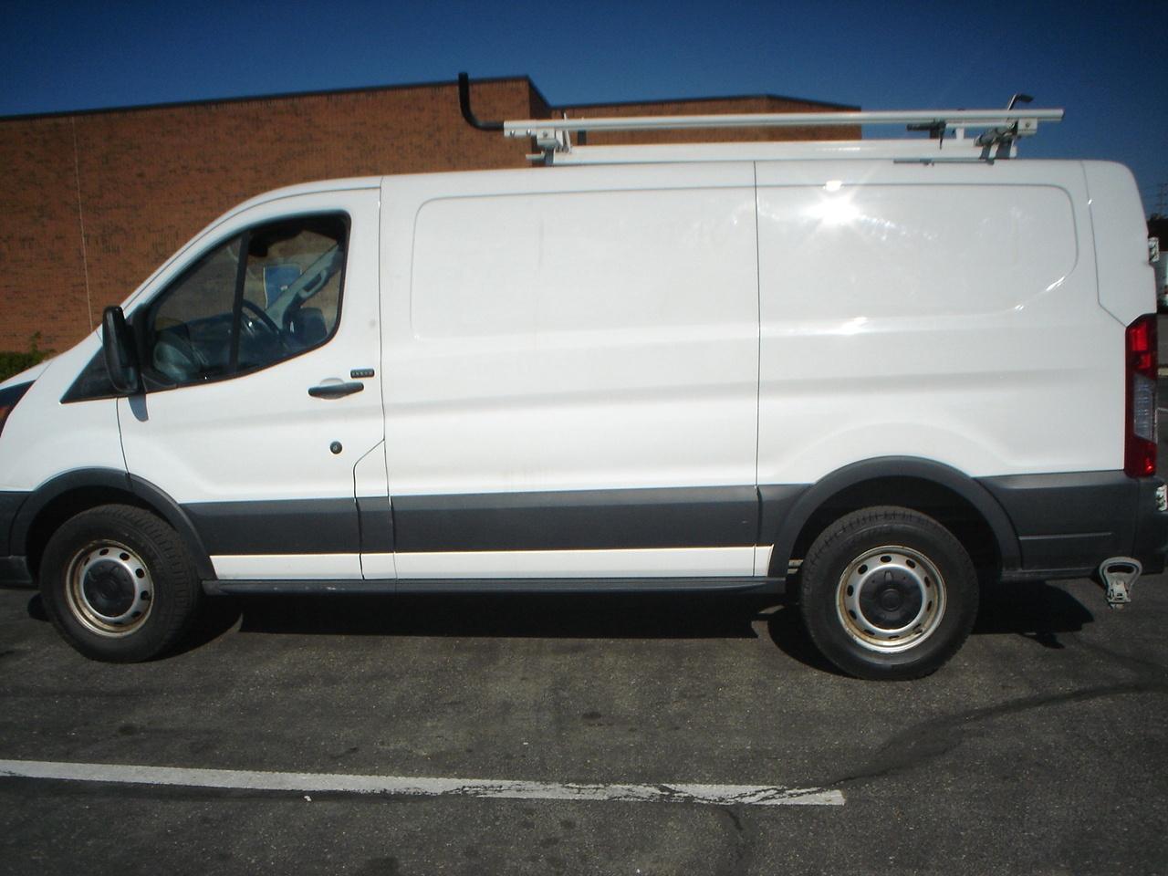 2018 Ford Transit Van T-250 130" Low Rf 9000 GVWR Swing-Out RH Dr Photo