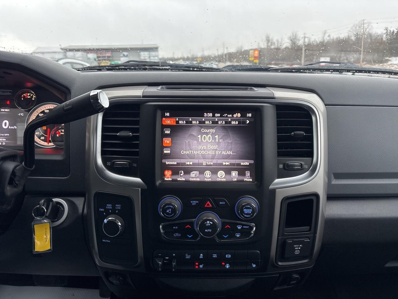 2016 RAM 2500 SLT Photo