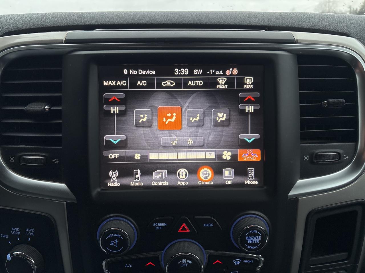 2016 RAM 2500 SLT Photo