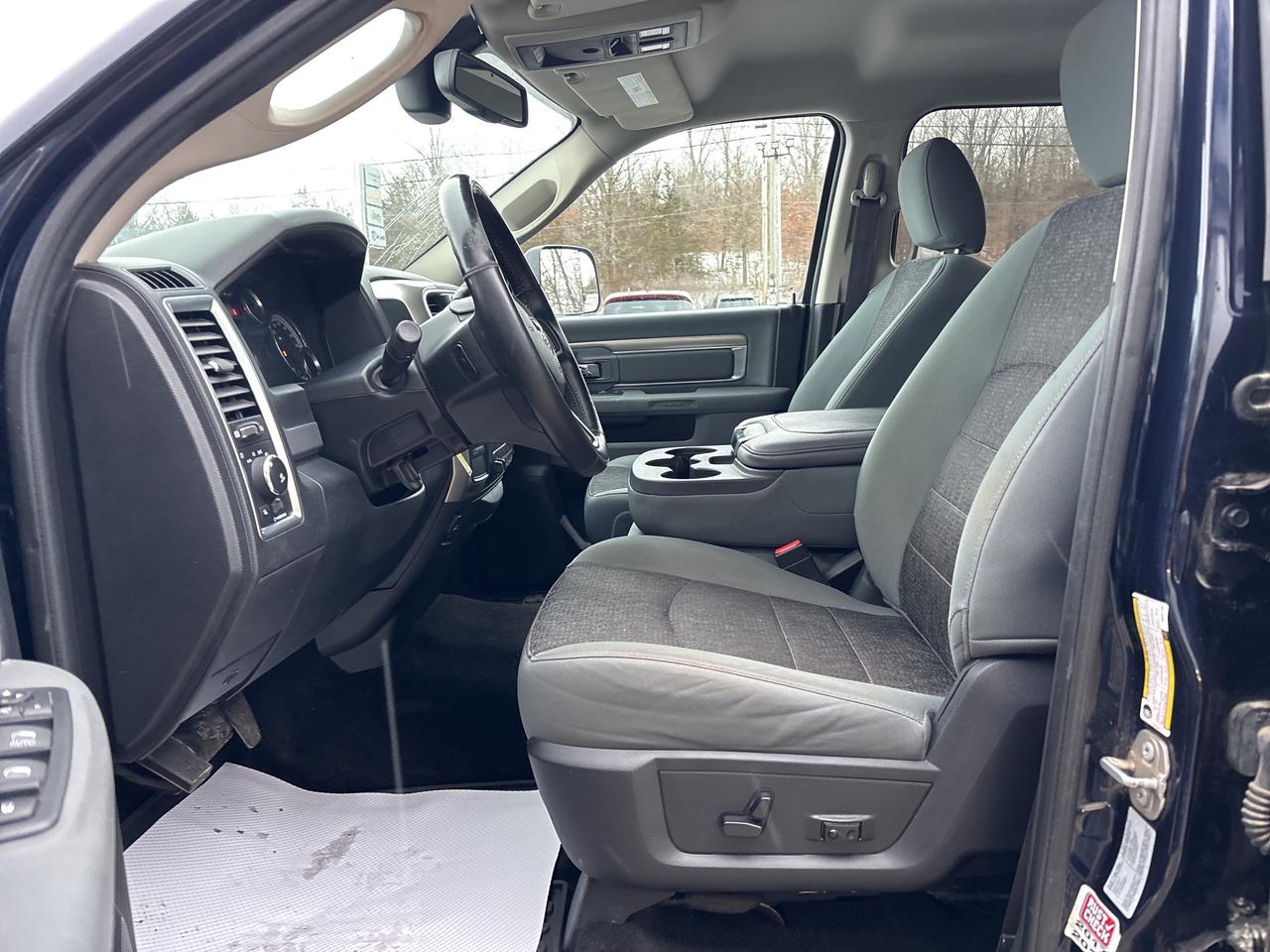 2016 RAM 2500 SLT Photo