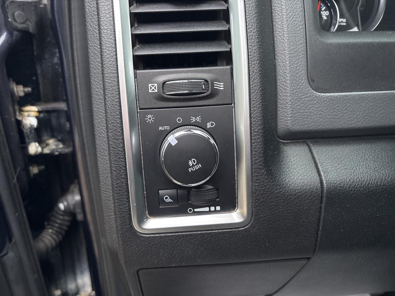 2016 RAM 2500 SLT Photo