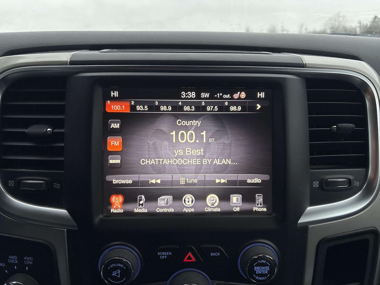 2016 RAM 2500 SLT Photo