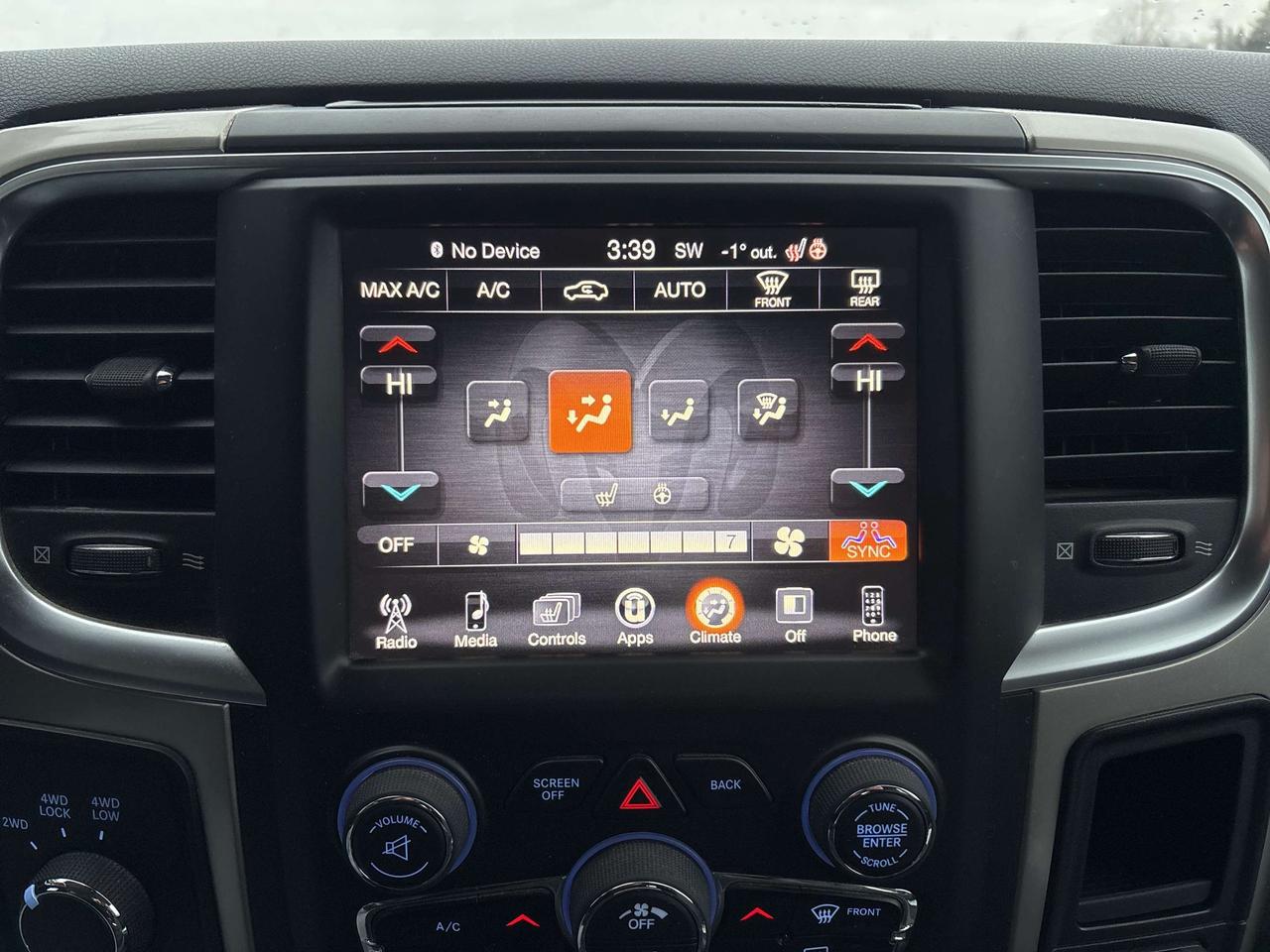 2016 RAM 2500 SLT Photo