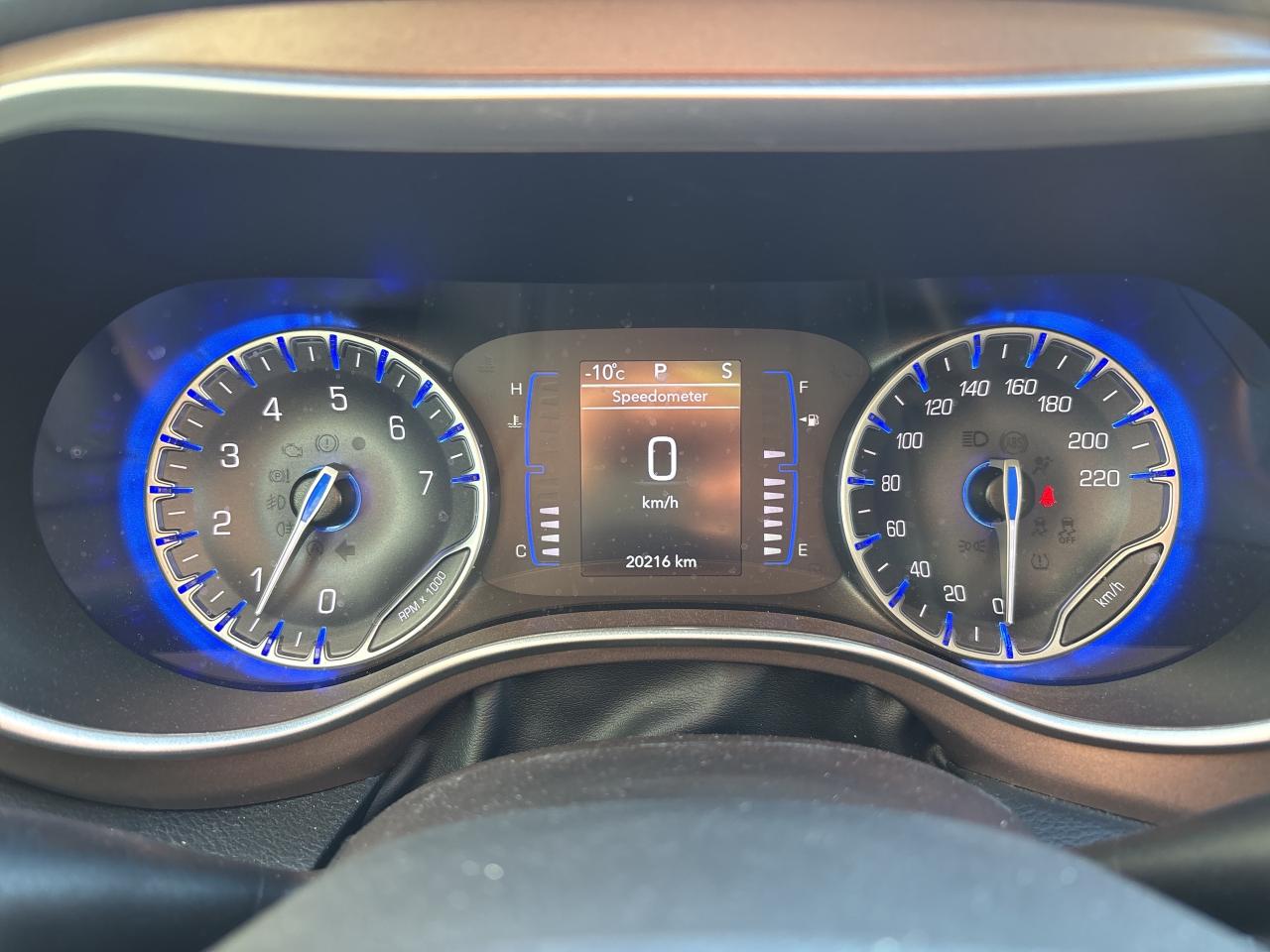 2024 Chrysler Grand Caravan SXT Photo