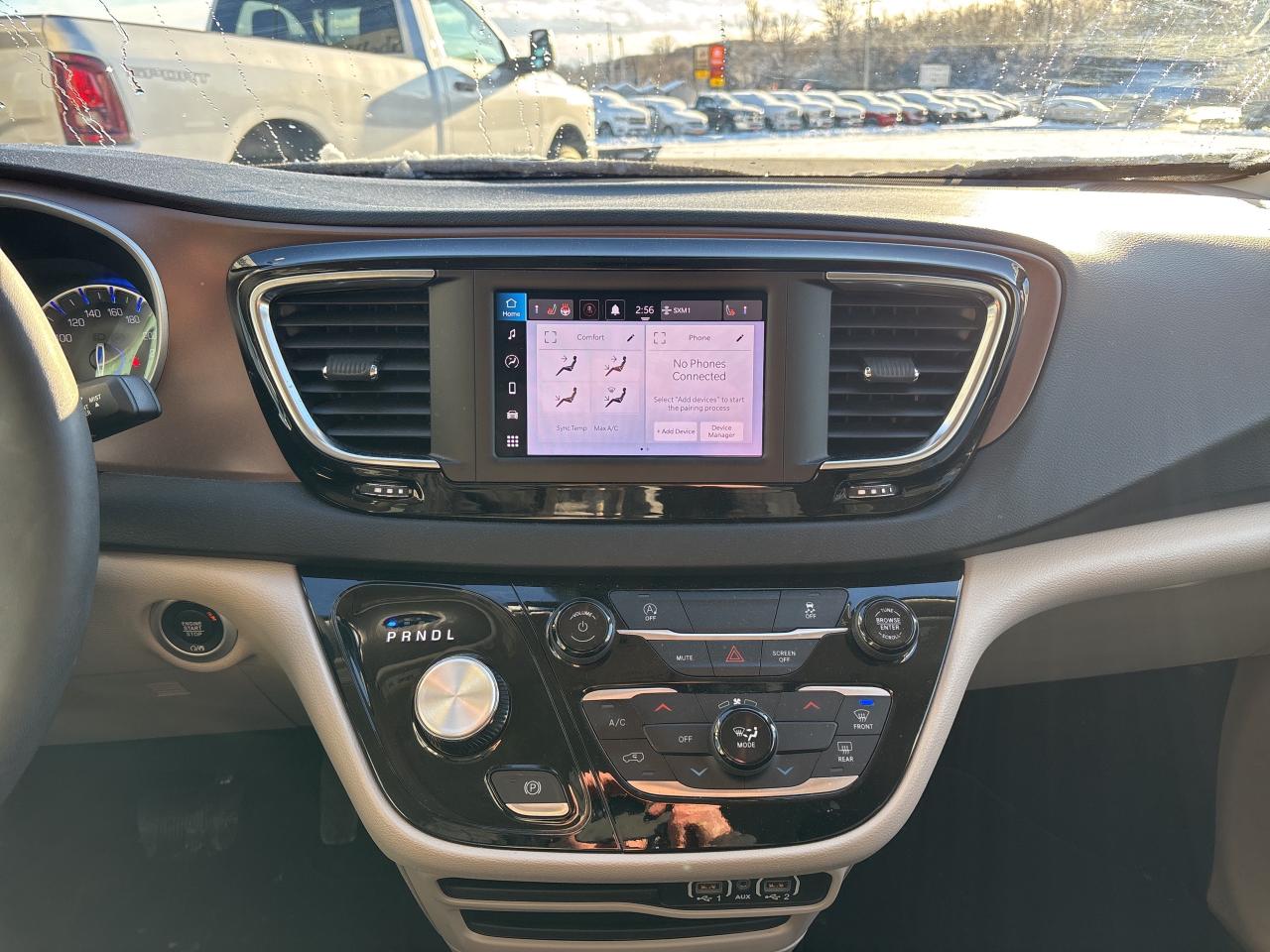 2024 Chrysler Grand Caravan SXT Photo