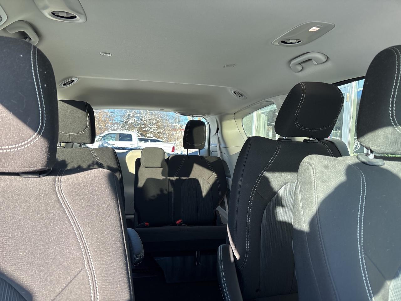 2024 Chrysler Grand Caravan SXT Photo