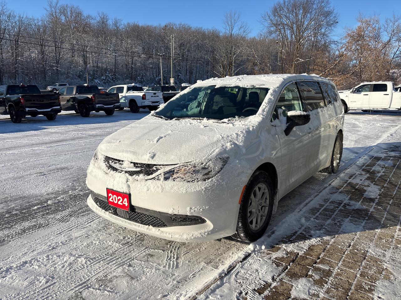 2024 Chrysler Grand Caravan SXT Photo