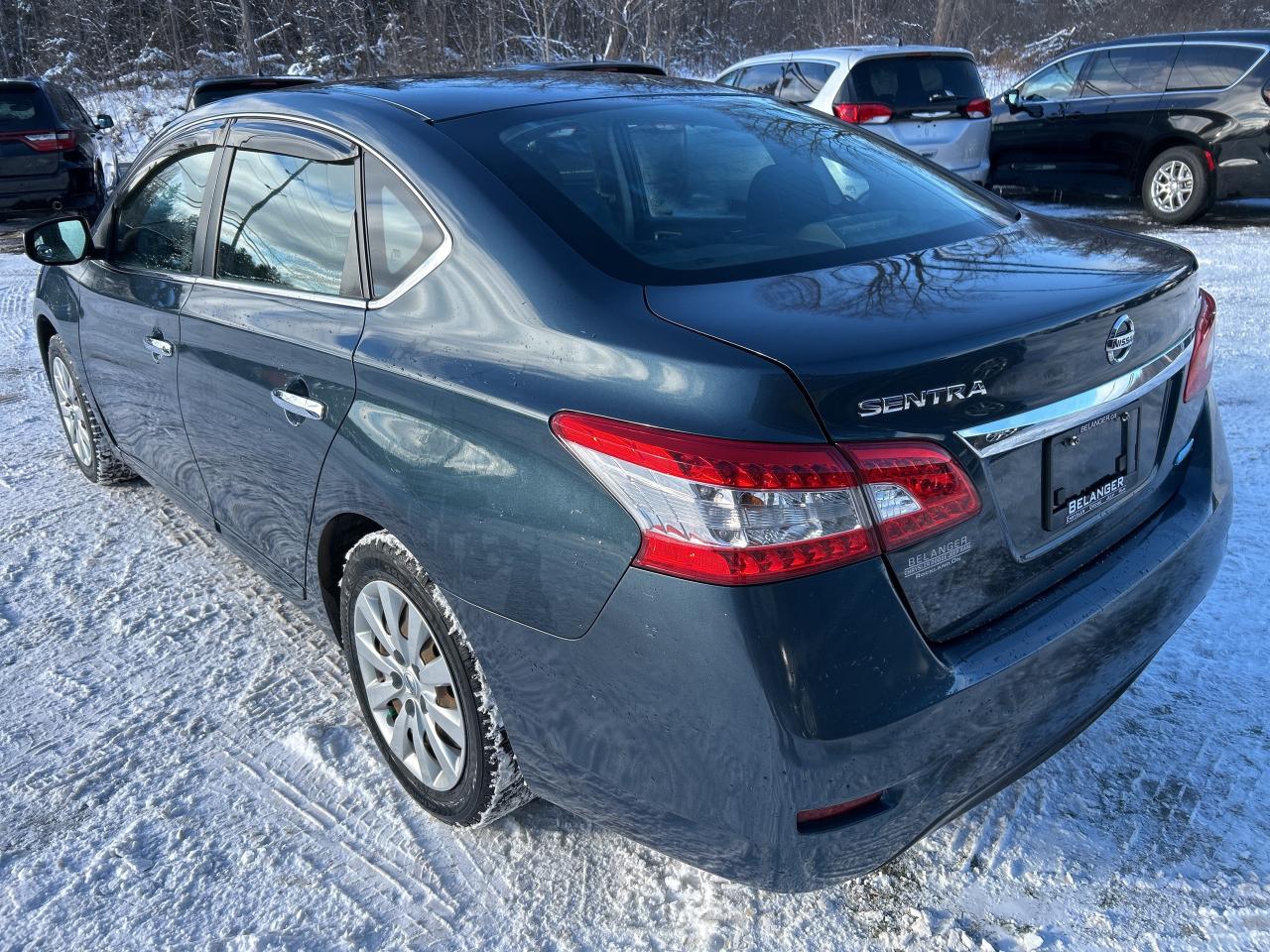 2014 Nissan Sentra S Photo