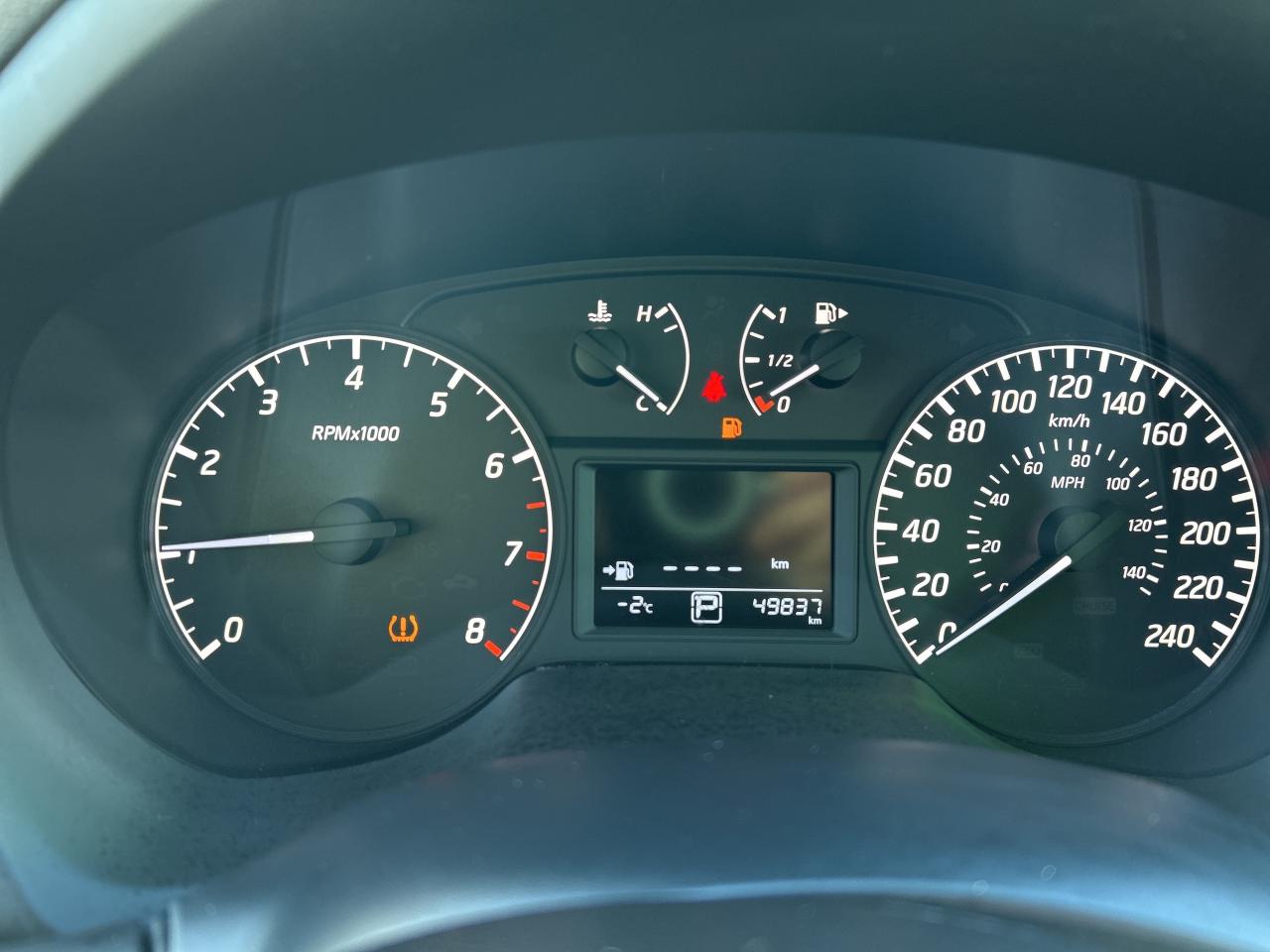 2014 Nissan Sentra S Photo