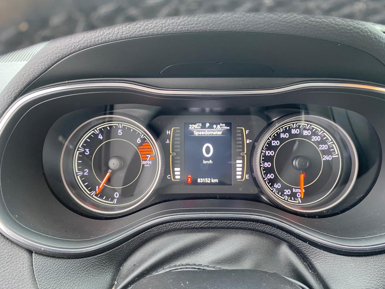 2020 Jeep Cherokee Sport Photo