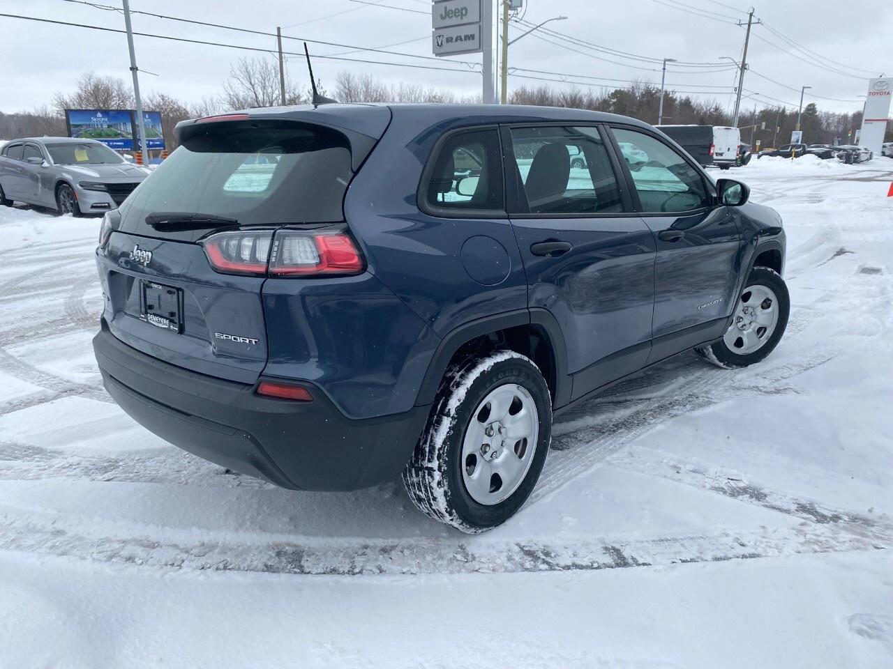 2020 Jeep Cherokee SPORT 4X4 Photo