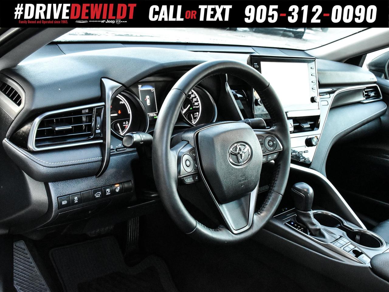 2021 Toyota Camry HYBRID SE   SUNROOF   HEATED SEATS + WHEEL Photo