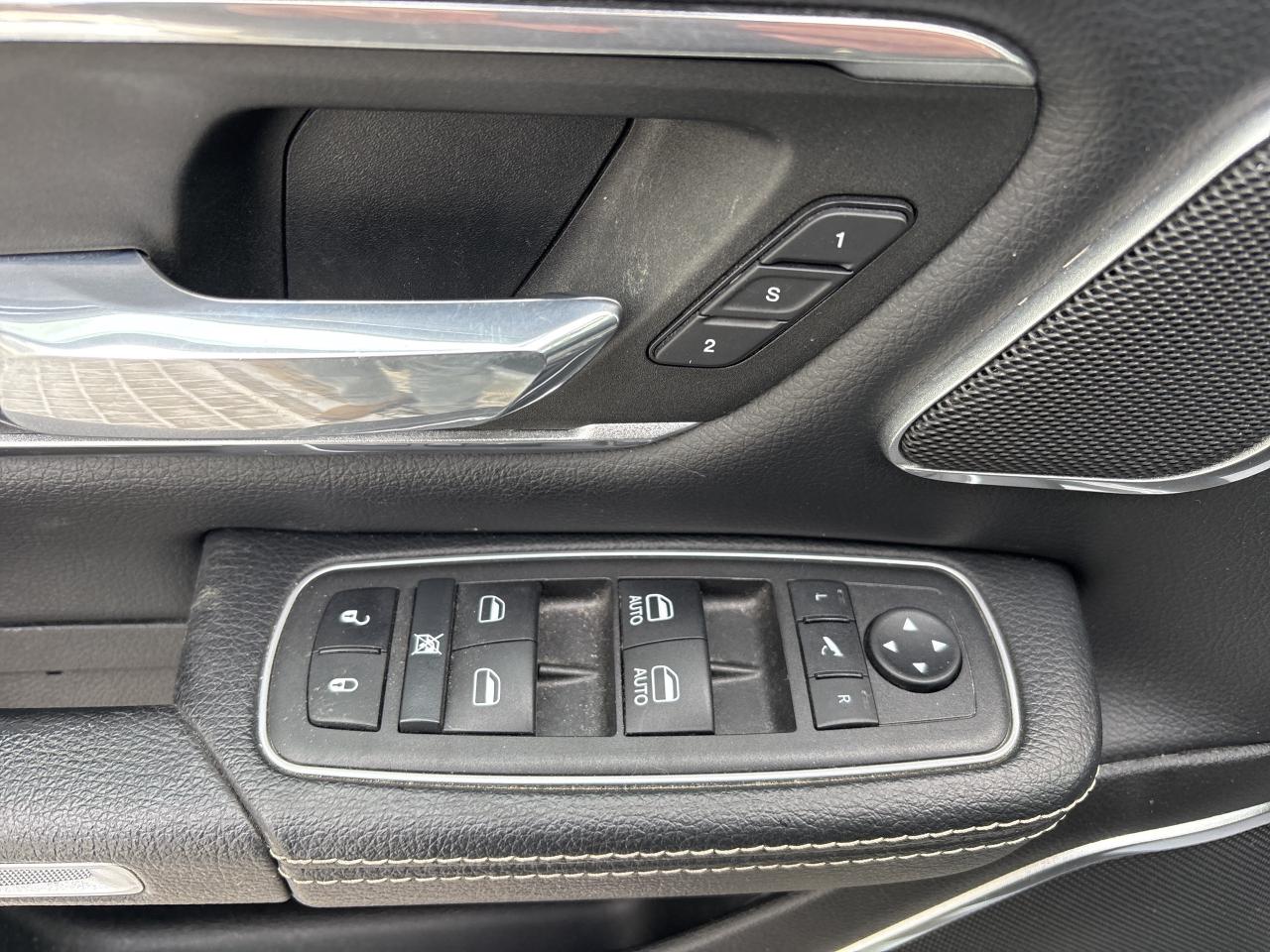 2022 RAM 1500 Laramie Photo