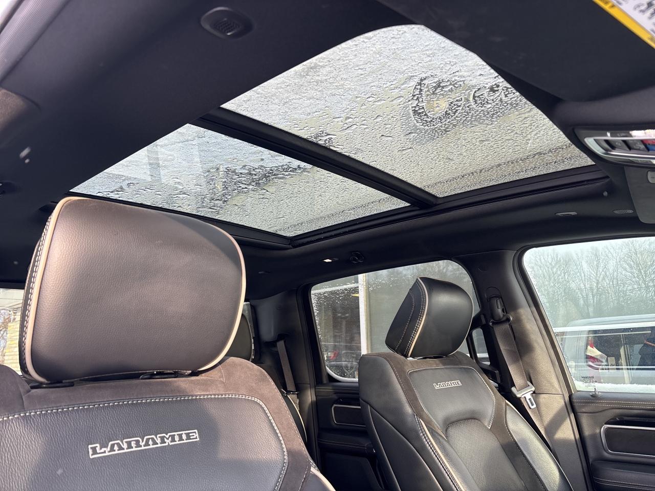 2022 RAM 1500 Laramie Photo