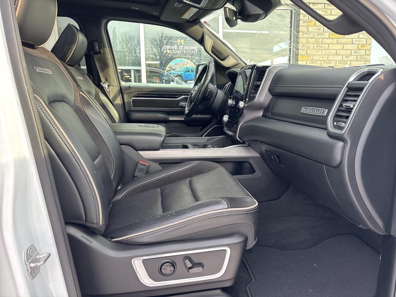 2022 RAM 1500 Laramie Photo