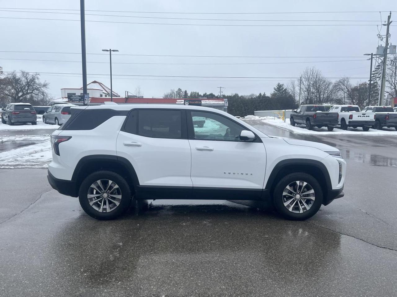 2025 Chevrolet Equinox AWD LT @ 3.99% for 60 mo Photo