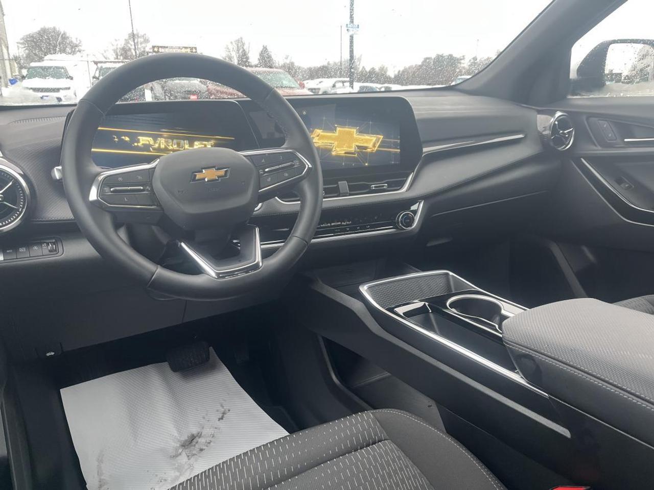 2025 Chevrolet Equinox AWD LT @ 3.99% for 60 mo Photo