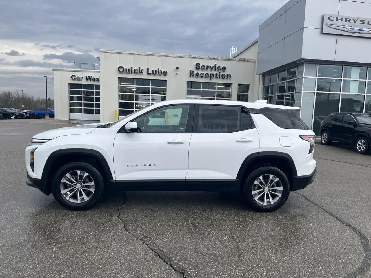 2025 Chevrolet Equinox AWD LT Photo