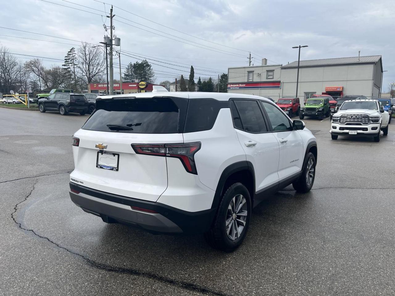 2025 Chevrolet Equinox AWD LT Photo