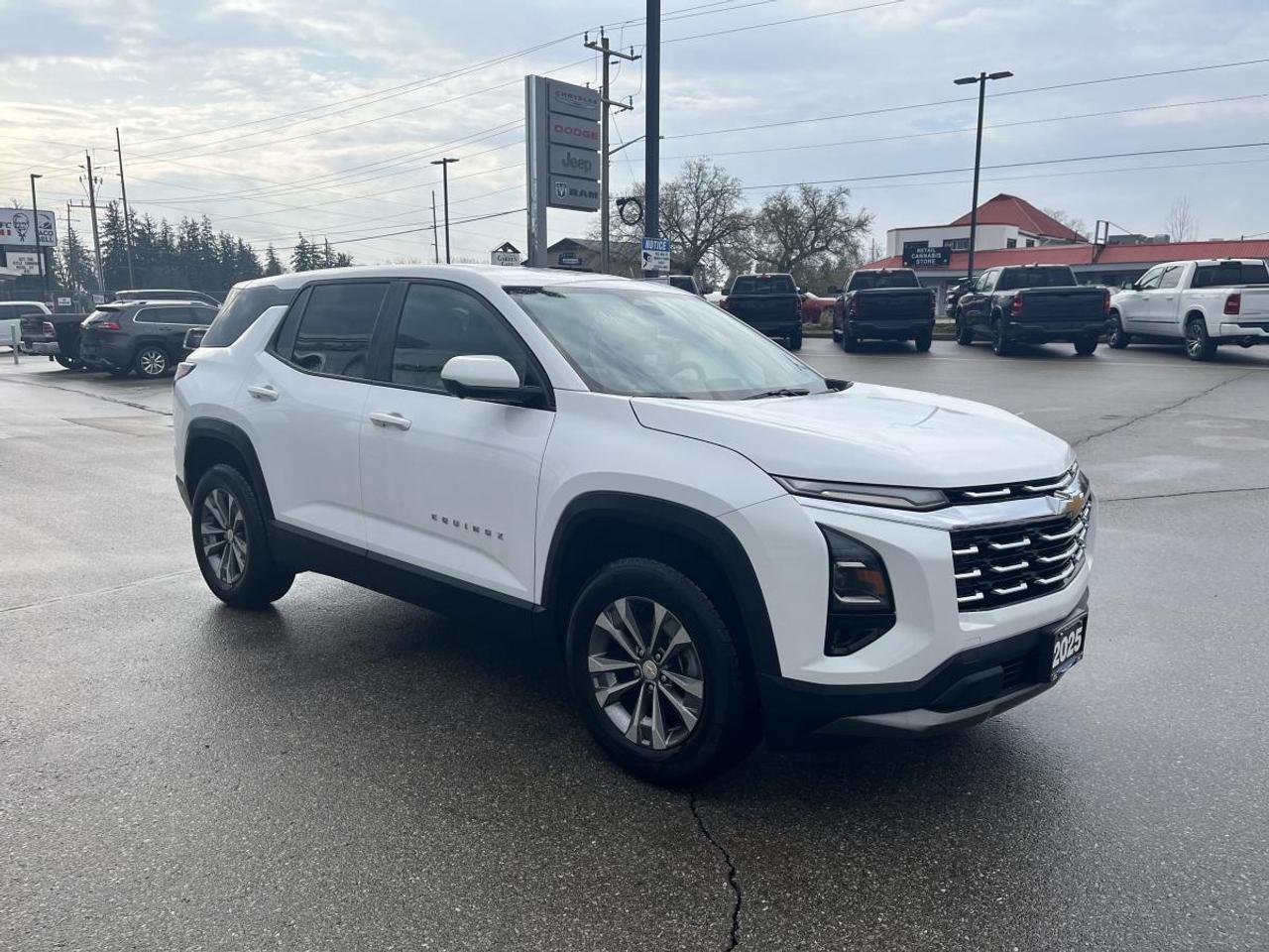 2025 Chevrolet Equinox AWD LT Photo