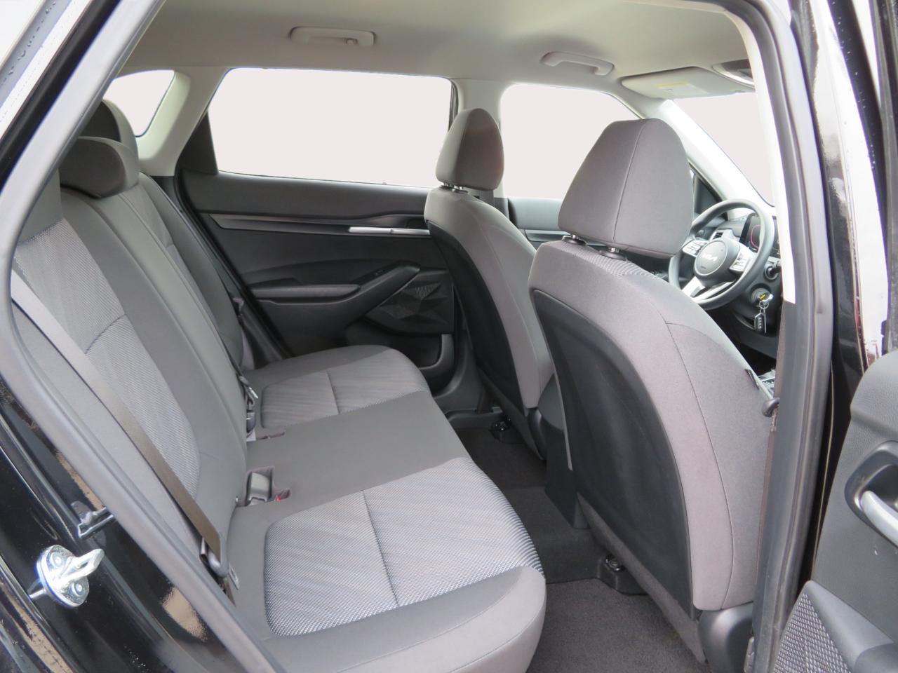 2024 Kia Seltos LX FWD Photo