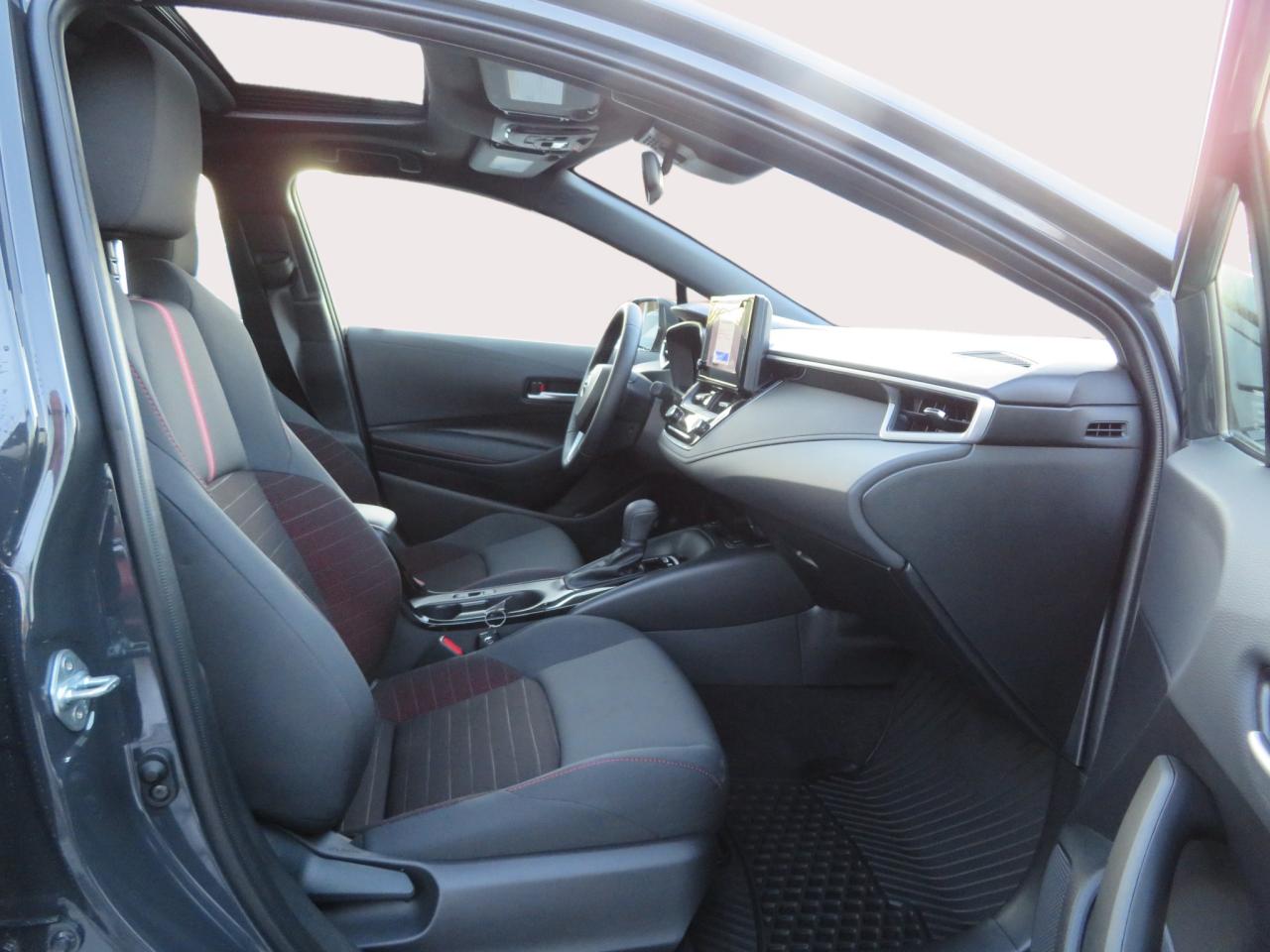 2025 Toyota Corolla Hybrid SE AWD CVT Photo