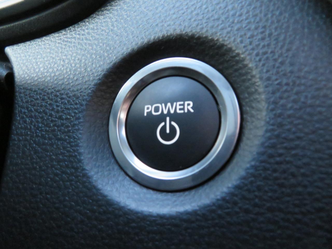 2025 Toyota Corolla Hybrid SE AWD CVT Photo