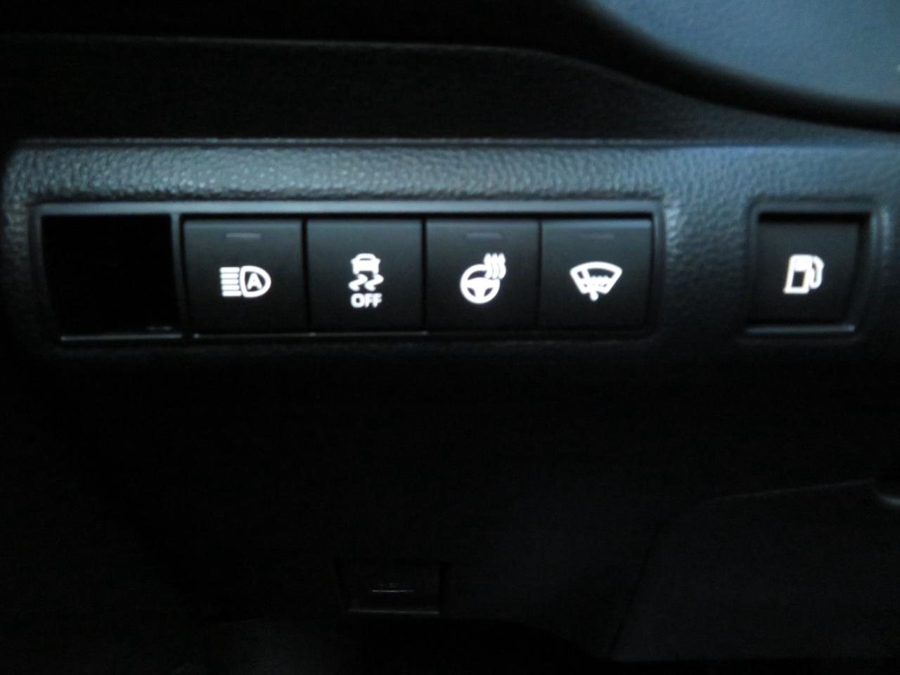 2025 Toyota Corolla Hybrid SE AWD CVT Photo