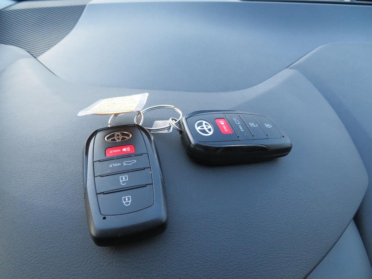 2025 Toyota Corolla Hybrid SE AWD CVT Photo