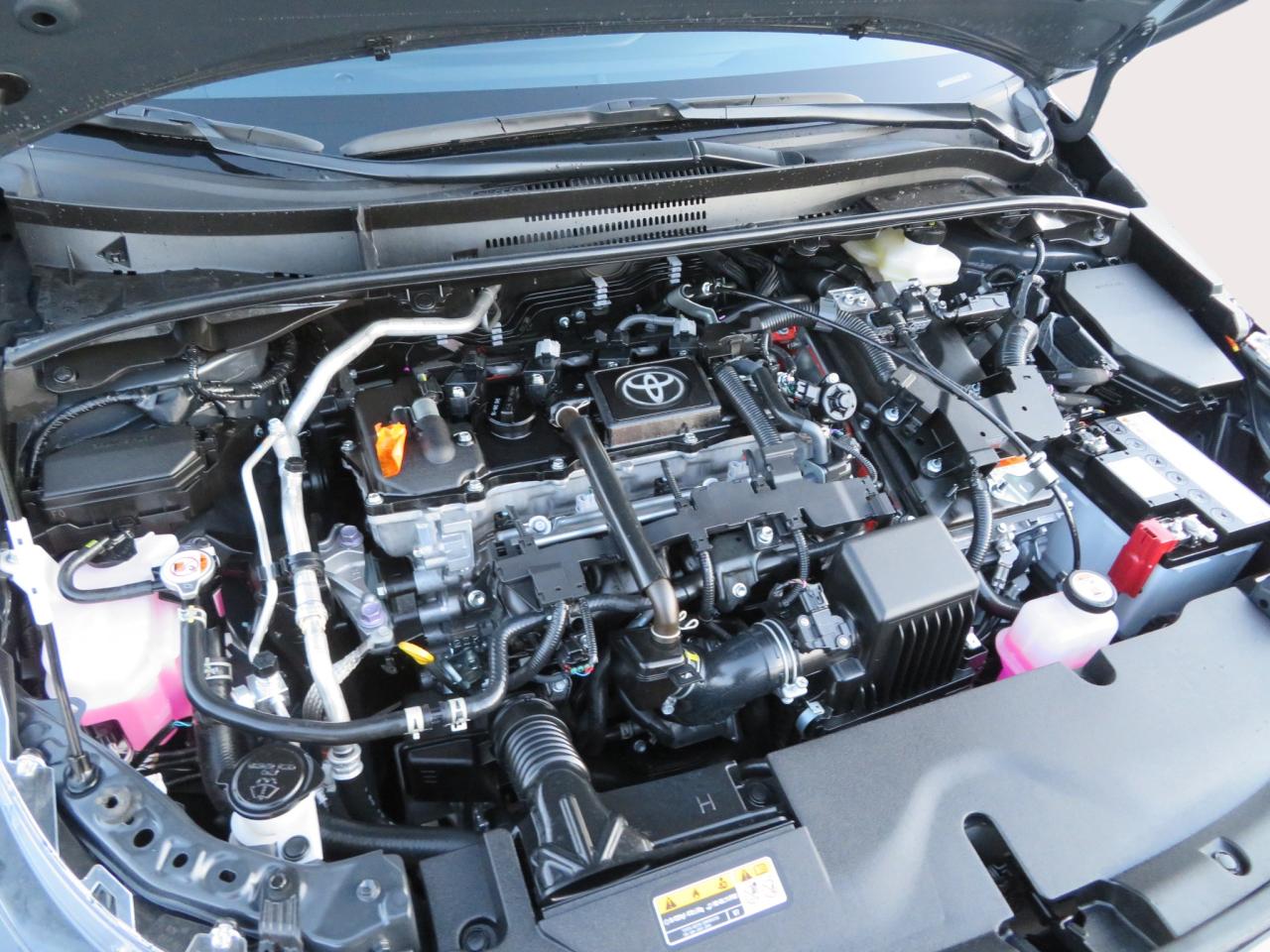 2025 Toyota Corolla Hybrid SE AWD CVT Photo