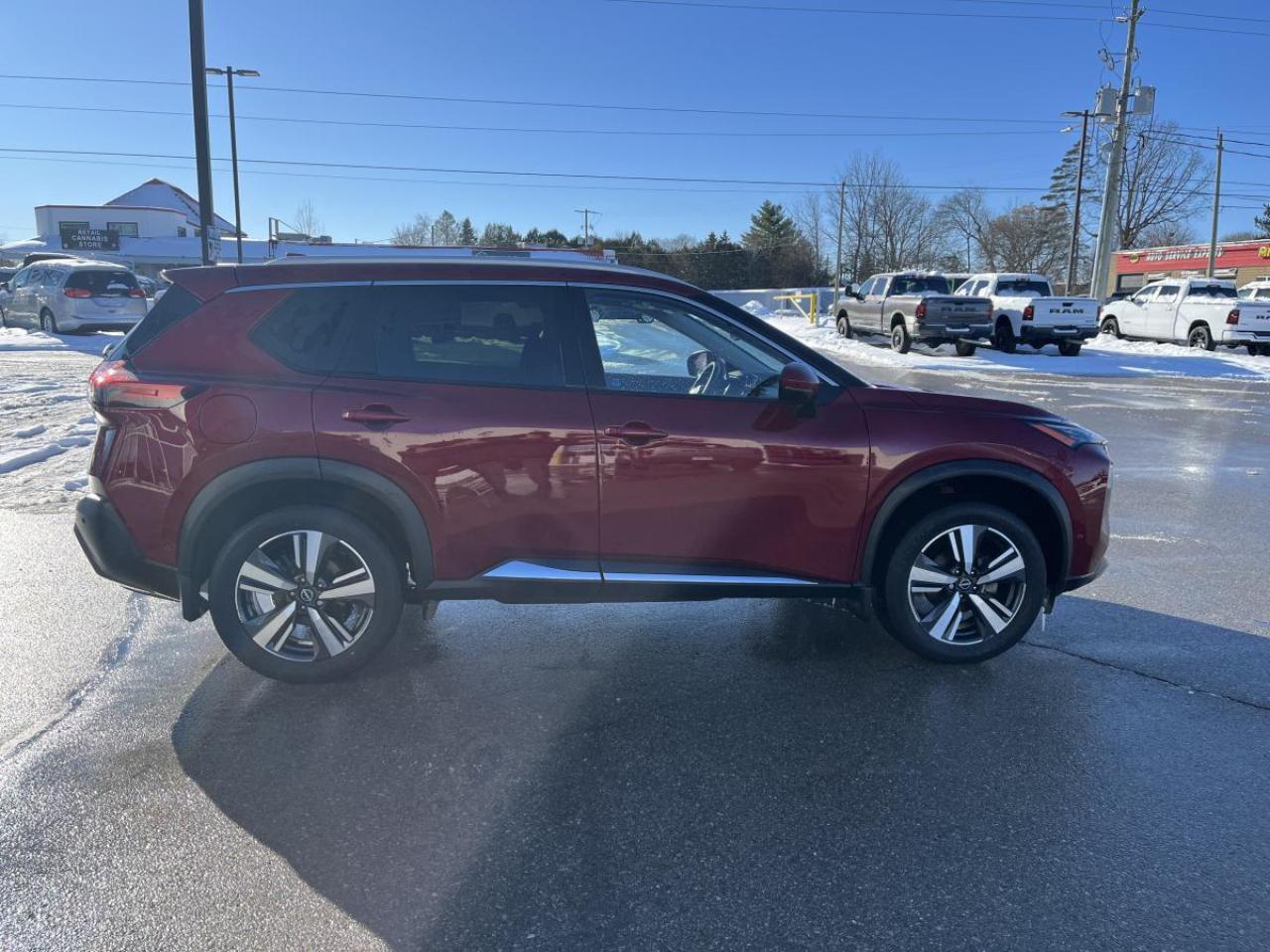 2023 Nissan Rogue AWD SL Photo