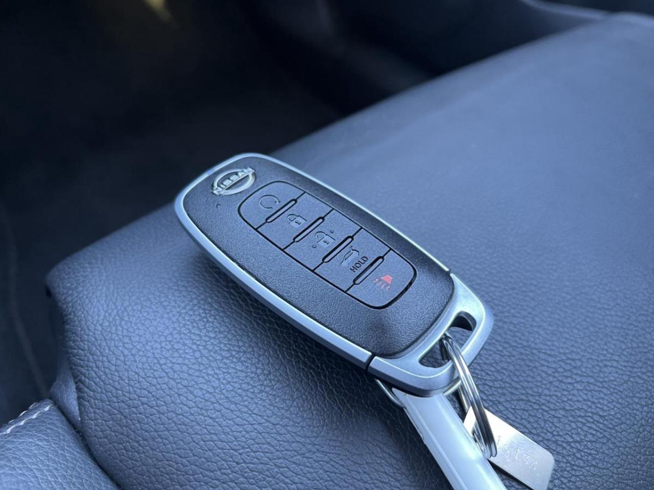 2023 Nissan Rogue AWD SL Photo