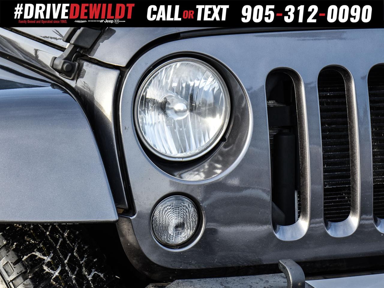 2014 Jeep WRANGLER UNLIMITED SAHARA   REMOTE START   ONE OWNER Photo2