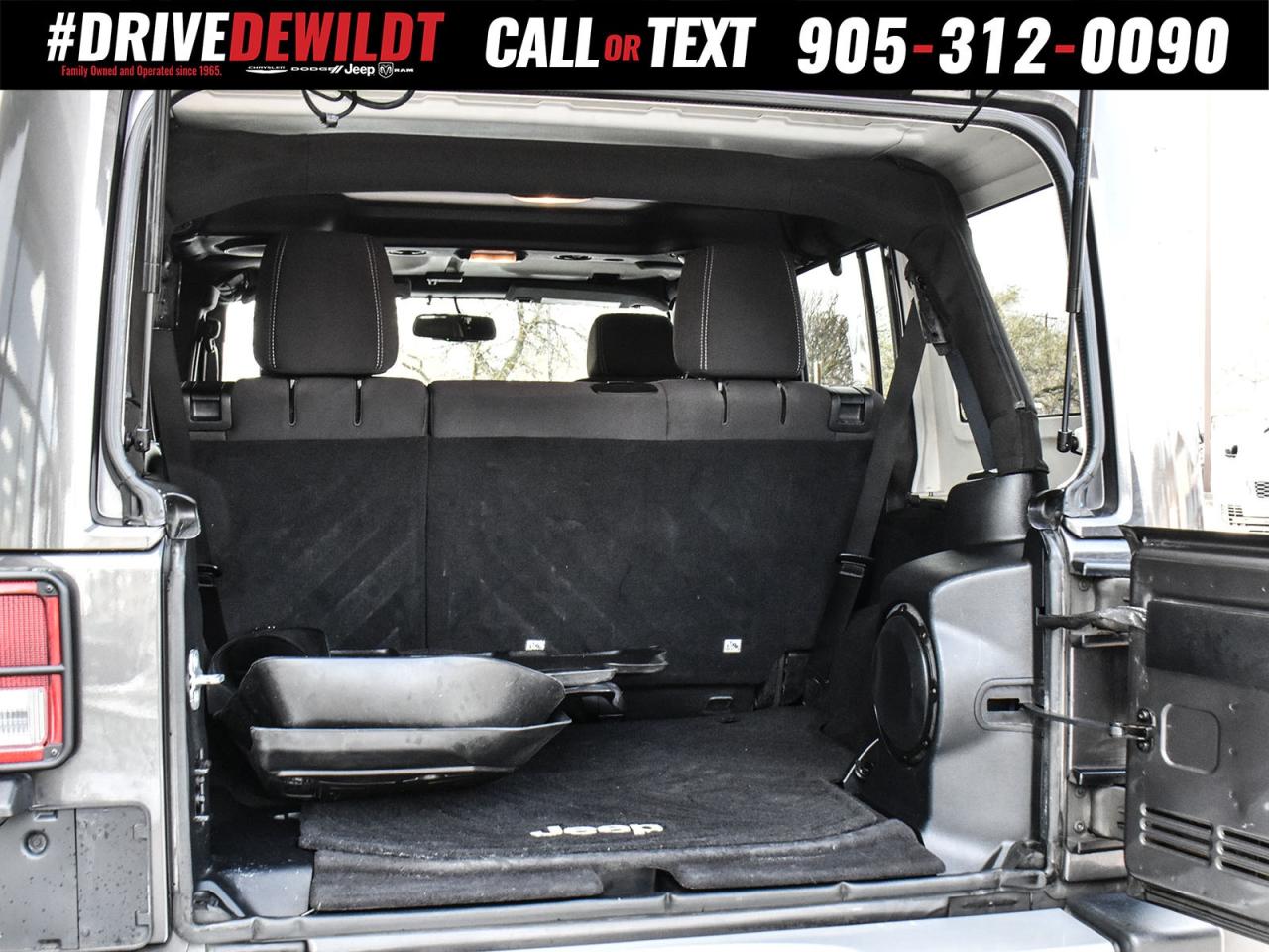 2014 Jeep WRANGLER UNLIMITED SAHARA   REMOTE START   ONE OWNER Photo