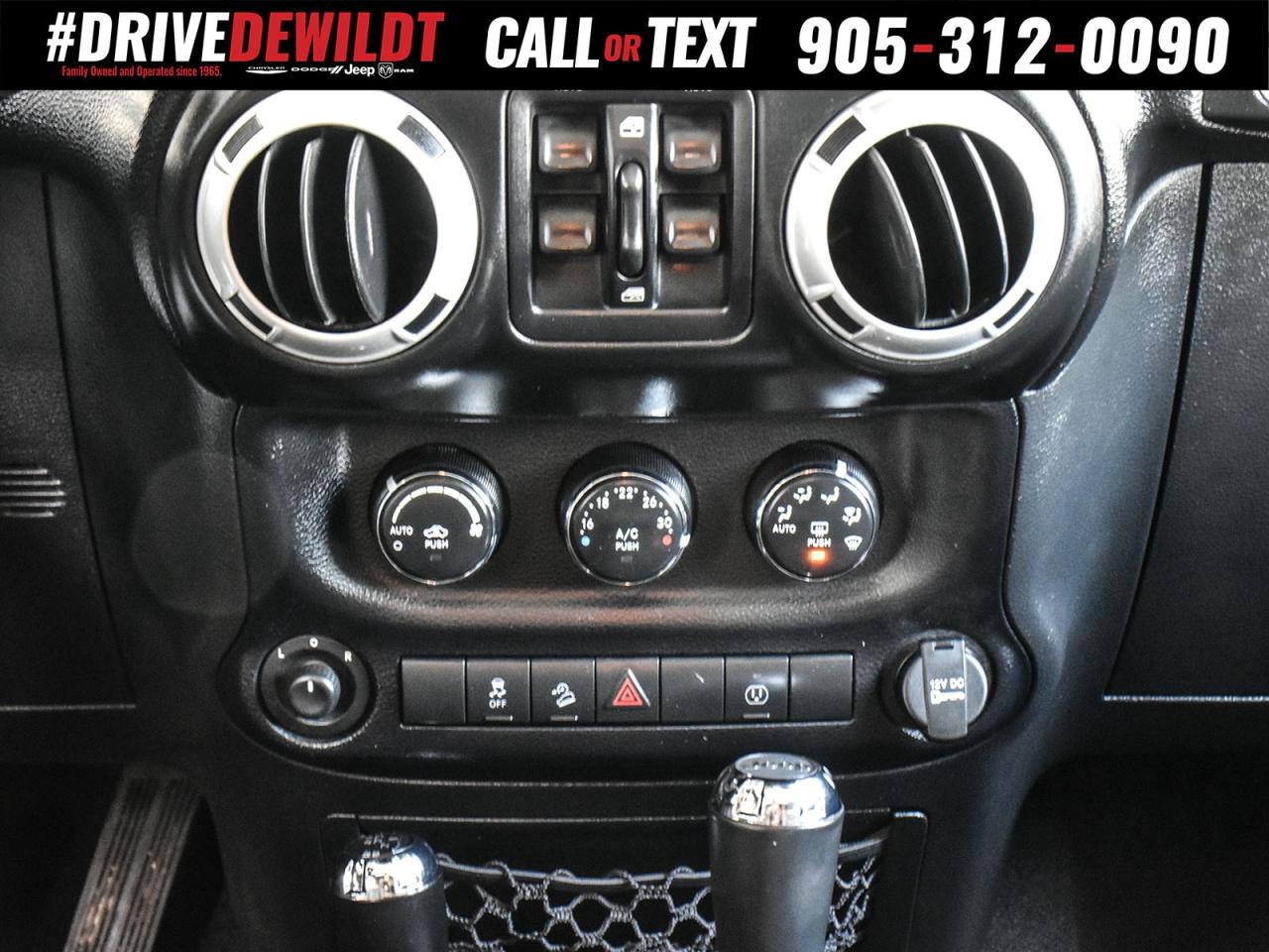 2014 Jeep WRANGLER UNLIMITED SAHARA   REMOTE START   ONE OWNER Photo