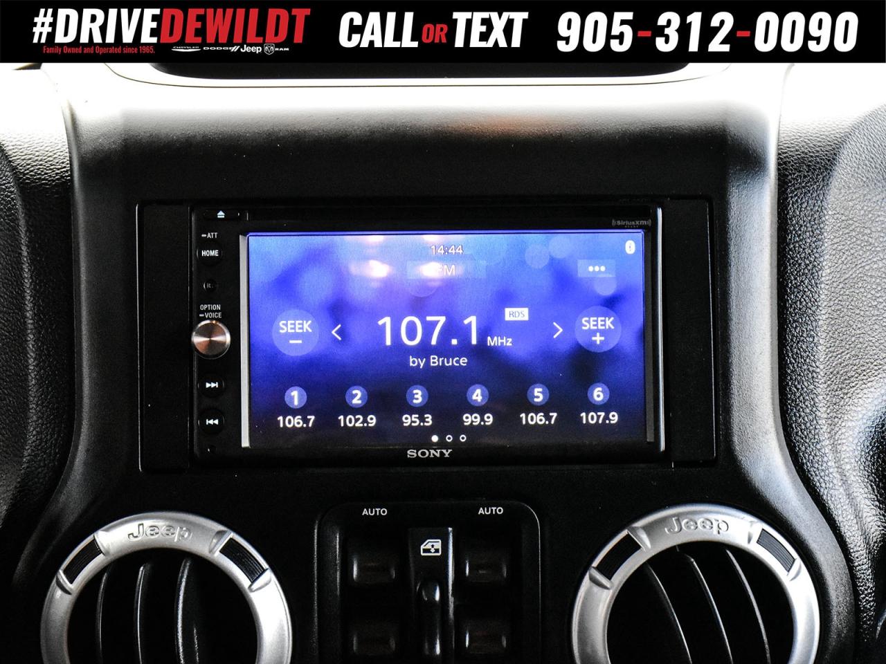 2014 Jeep WRANGLER UNLIMITED SAHARA   REMOTE START   ONE OWNER Photo