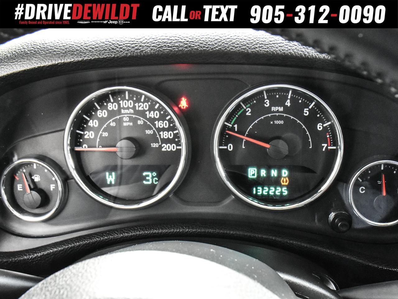 2014 Jeep WRANGLER UNLIMITED SAHARA   REMOTE START   ONE OWNER Photo