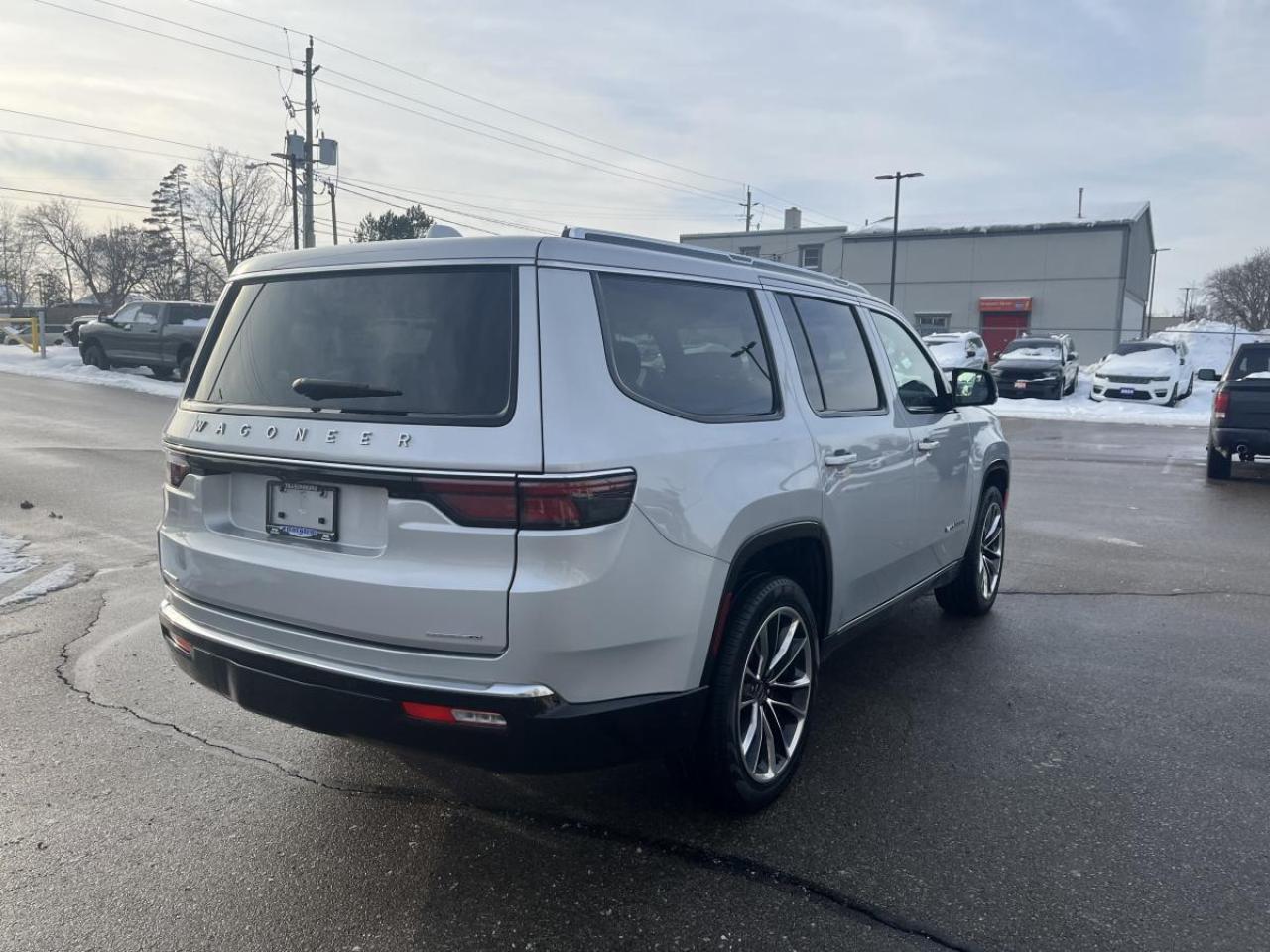 2023 Jeep Wagoneer Series III 4x4 Photo