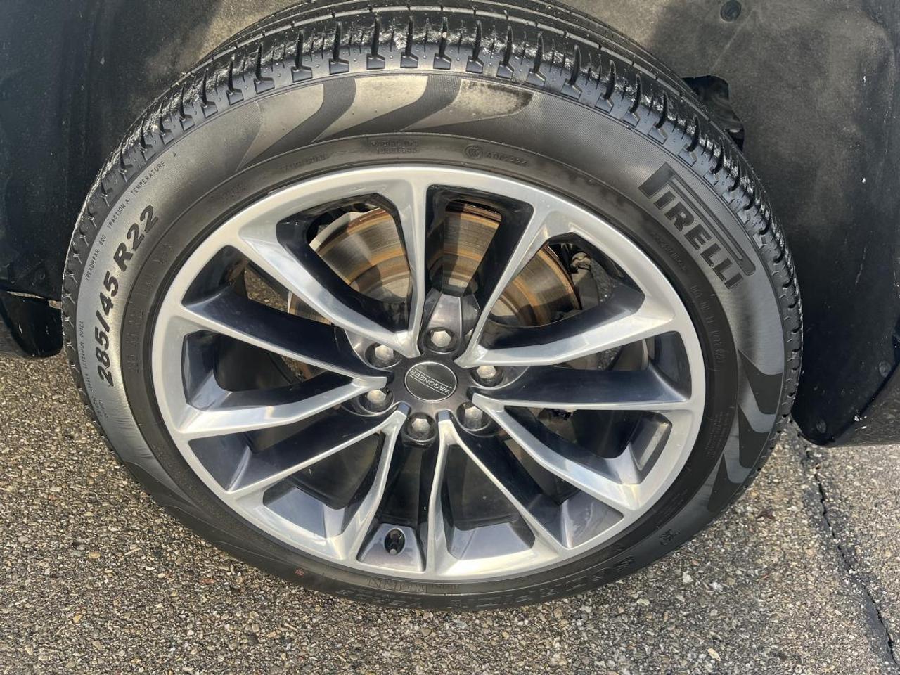 2023 Jeep Wagoneer Series III 4x4 @ 3.99% for 60 mo Photo