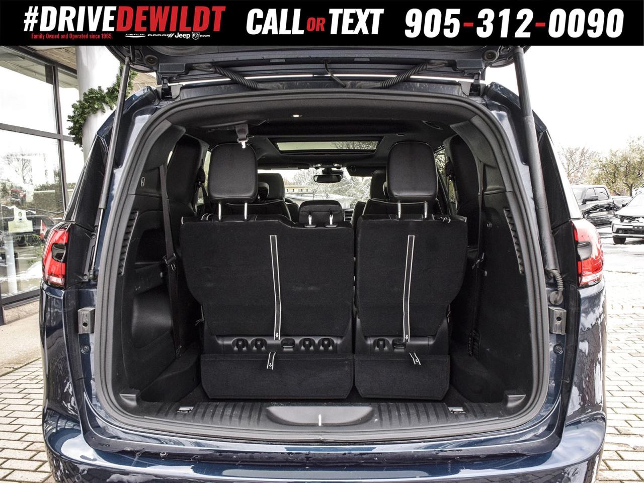 2024 Chrysler Pacifica LIMITED   FULL SUNROOF   S APPEARANCE PKG Photo