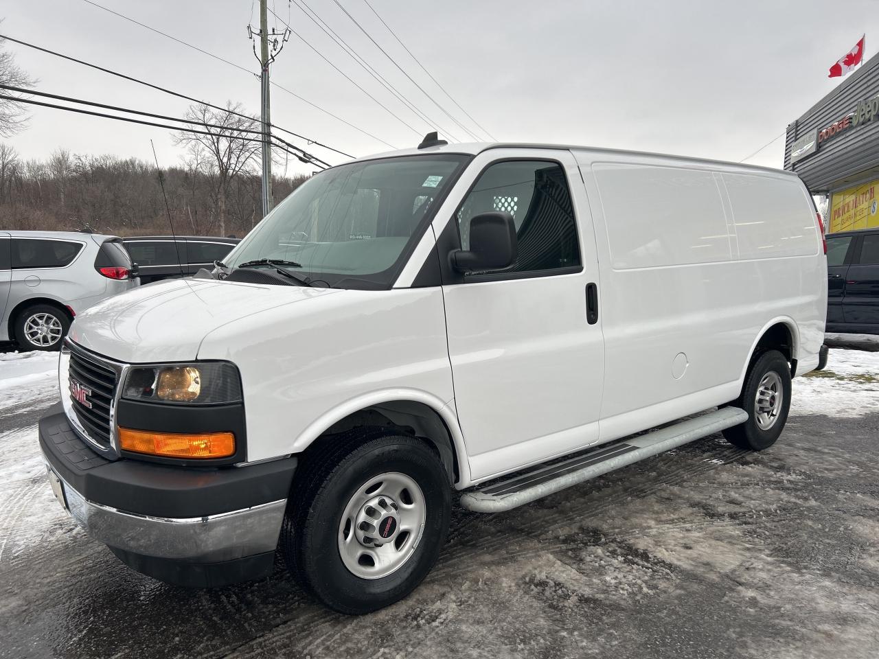 2023 GMC Savana Cargo Van 2500 Photo2