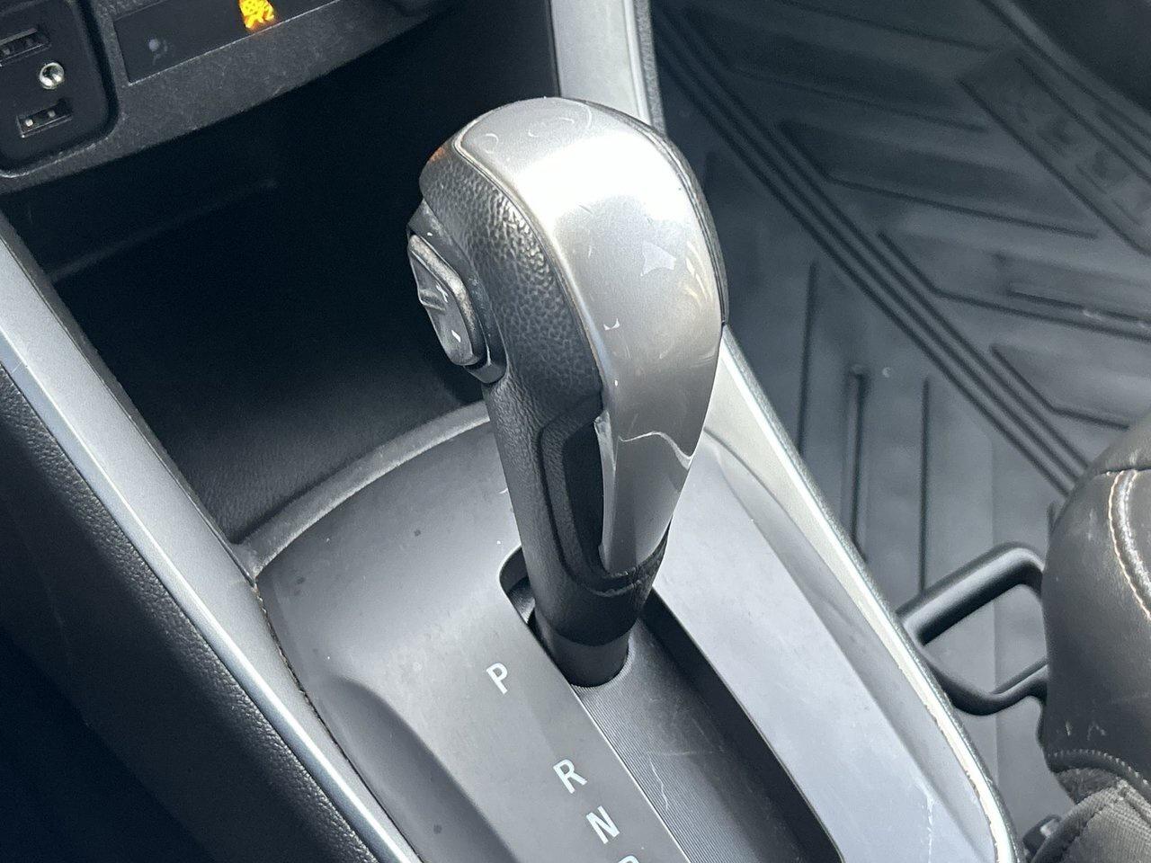 2021 Chevrolet Trax LT Low KMs Leather AWD Heated Seats Photo