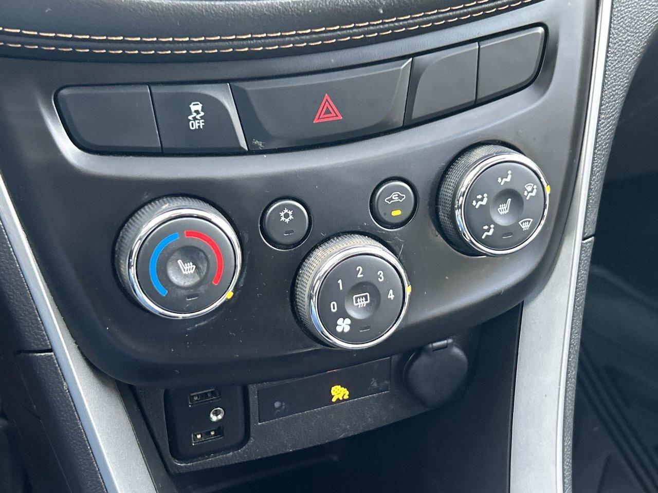 2021 Chevrolet Trax LT Low KMs Leather AWD Heated Seats Photo