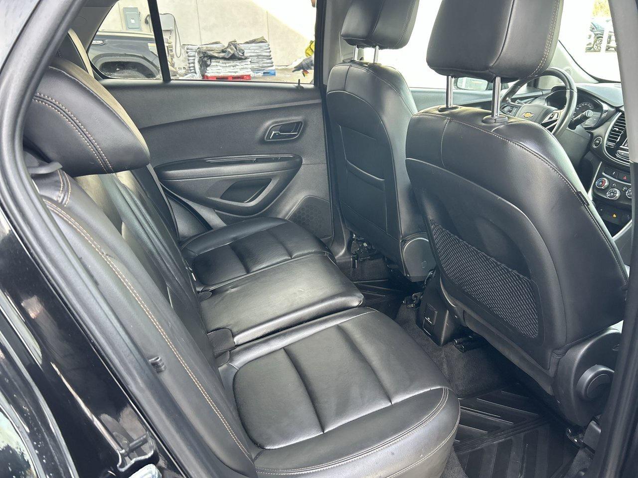 2021 Chevrolet Trax LT Low KMs Leather AWD Heated Seats Photo