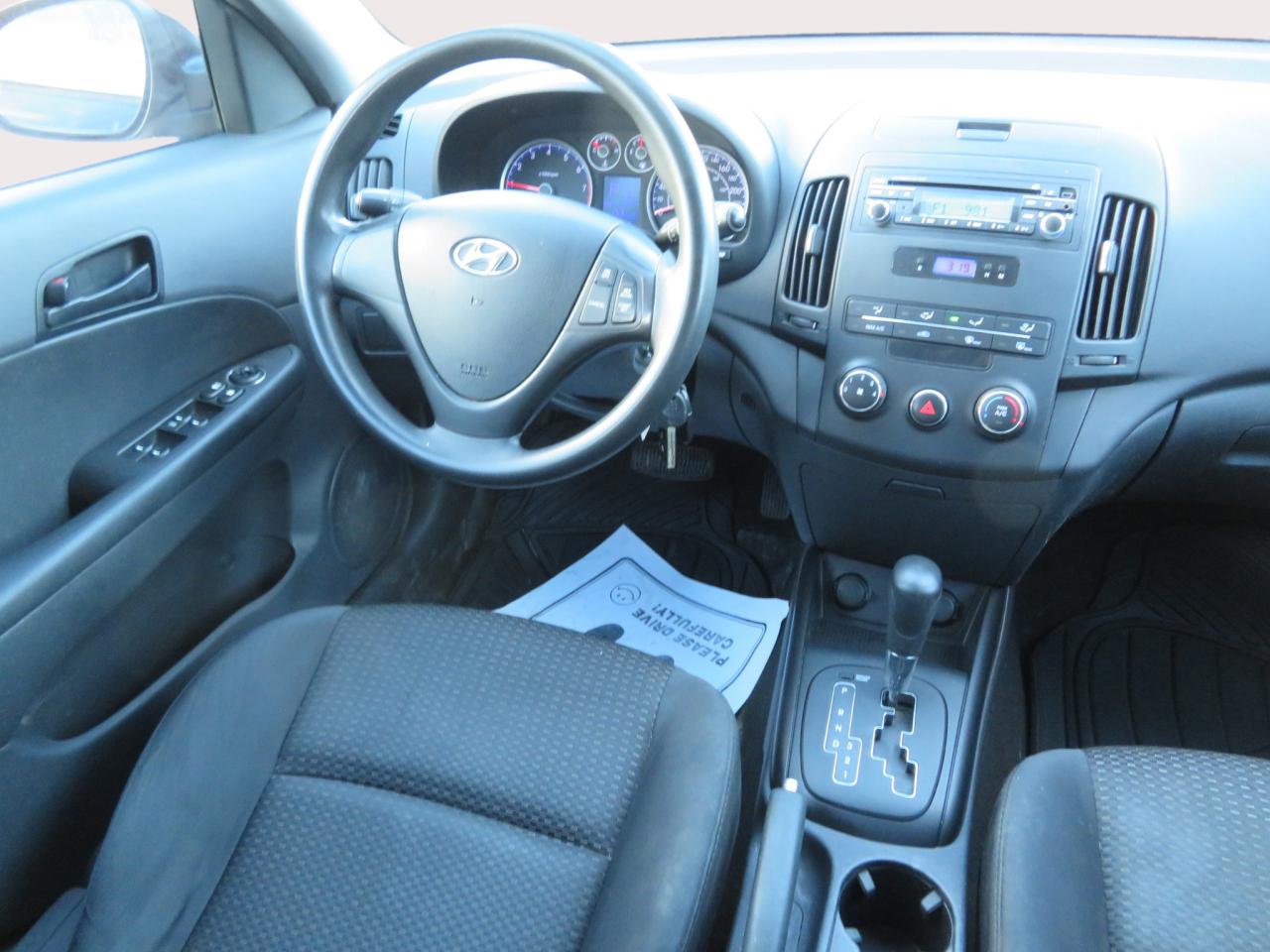 2011 Hyundai Elantra Touring 4dr Wgn Auto GL Photo