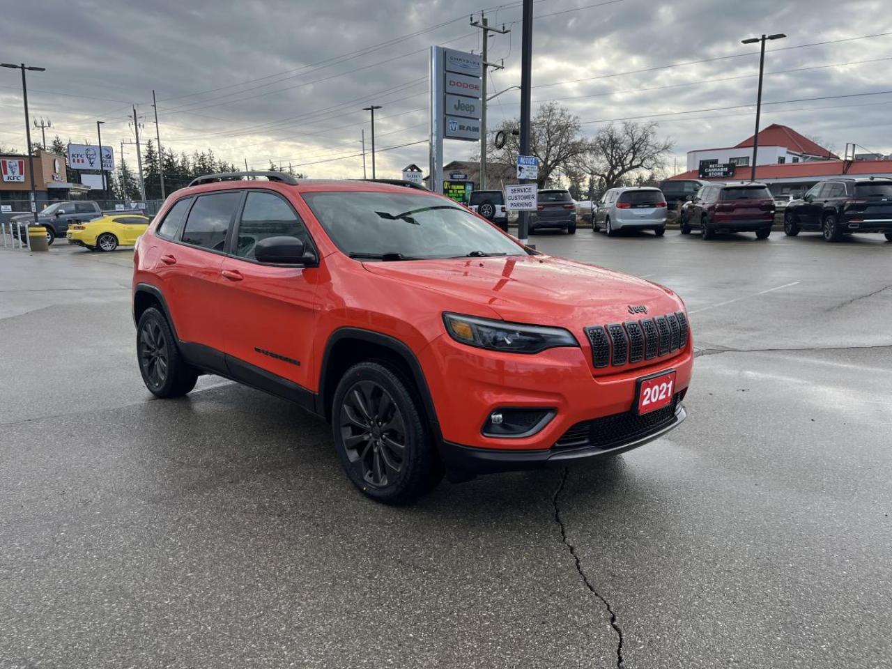 2021 Jeep Cherokee 80th Anniversary 4x4 Photo