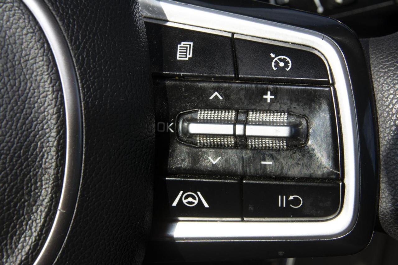 2022 Kia Carnival CARNIVAL LX Photo